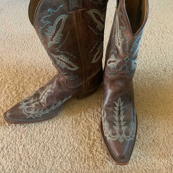 Justin women’s cowboy boots - Picture 2 of 3